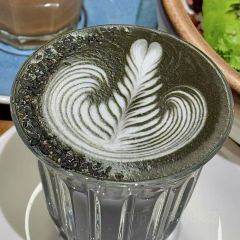 Two Birds One Stone·一石二鸟(木色店) 여행 사진
