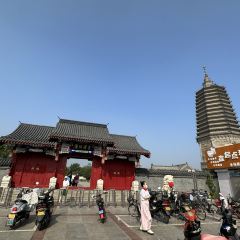 LISHIFUSHAOKAO User Photo