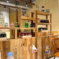 婉泰老挝冰咖啡(曼听公园店) User Photo