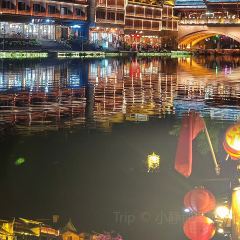 MAN SHI XIA BING User Photo