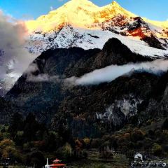 德欽雨崩山語民宿·野奢帳篷營地張用戶圖片