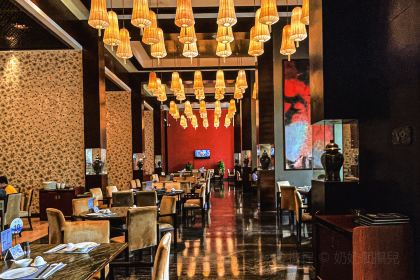 HAI TIAN GE ZHONG CAN TING