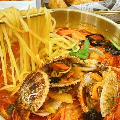 Wuli亲故·韩式炸酱面 User Photo