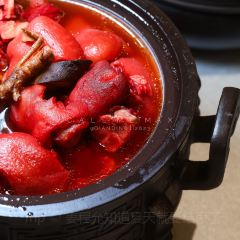 Jingrongjiulou●shengtaimincai (guangda) User Photo