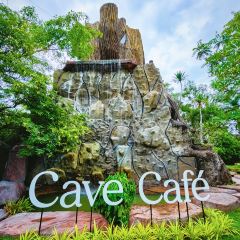 Cave Beach Club User Photo