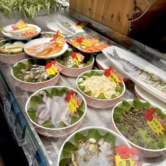 头上红煨盐鸡乡村食府 User Photo