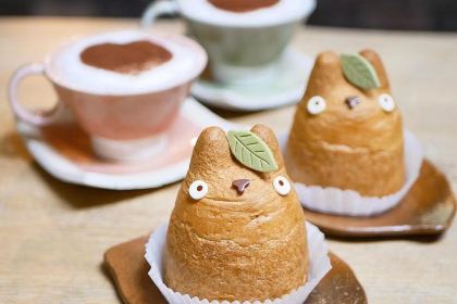 白髭のシュークリーム工房