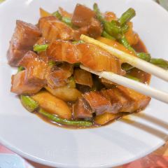 Hunchun Cake and Roast Duck (Weiyang Road Shenglong) 여행 사진