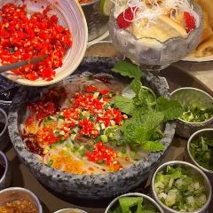 浩海火燒雲傣家菜(新天地店) User Photo