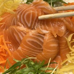 LIN JIANG YING User Photo