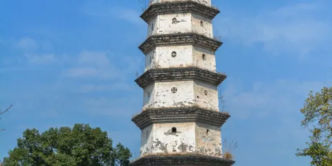 岳池白塔