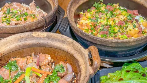趙祥記燉湯煲仔飯 in 江門