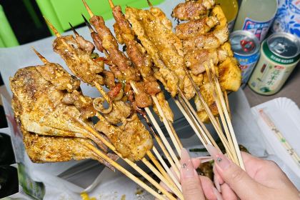 冰凉一夏碳烤吧