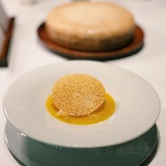 LING LONG User Photo