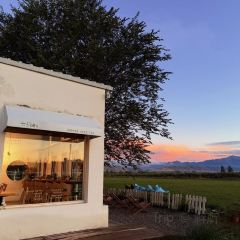 六月瓣咖啡 User Photo