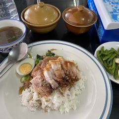 Ning Kee Pork Knuckle Rice User Photo