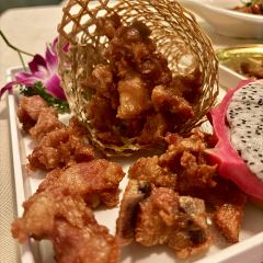 Leean Amoderated User Photo