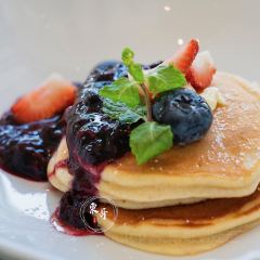 Lakorn European Brasserie User Photo