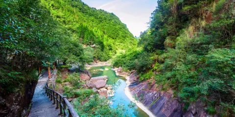 南雁盪山東西洞景區