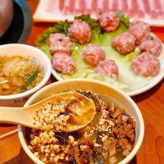 他先生豆米豆豉酸辣烫火锅(花果园T区店) 여행 사진