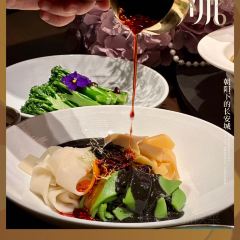 Chang'an City in the morning sunshine - New Shaanxi Cuisine Xiao Chang'an 여행 사진