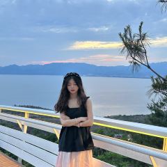 抚仙湖·自在汐岸咖啡餐吧 User Photo