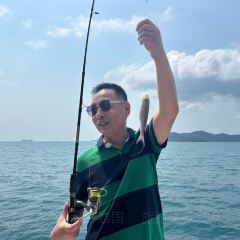 Alek Seafood Buffet User Photo