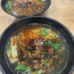 吃饭皇帝大·土家民族菜(海州万达店) 여행 사진