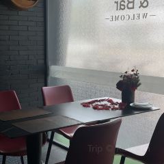 MURBEN牧尔本牛排馆(老洋房江苏路店) User Photo