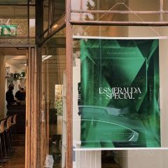 Colonna & Small's 여행 사진
