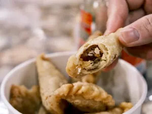 正宗陵水酸粉王