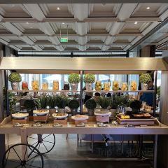 Commune All Day Dining Restaurant User Photo