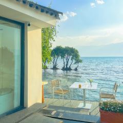 阿凯缇娅·安止樱落海景度假酒店·一间海景餐厅 User Photo