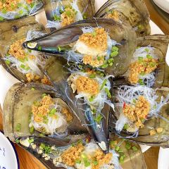 老船夫海鲜馆·本地人肯定·现捞鲜活海鲜(银滩店) User Photo