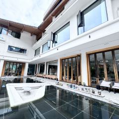 海螺沟同堂·Secret Garden Holiday Villa·雪山观景野奢度假温泉美墅·小术林别院雪山观景餐厅 여행 사진