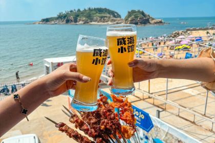 乞老板海鲜烧烤•甜麻肥蛤•海胆•海肠捞饭(山大店)