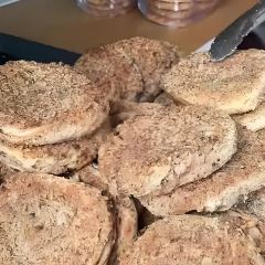 小唐核桃饼 User Photo