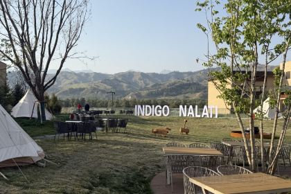 那拉提华美胜地英迪格酒店·恰秀·邻里餐厅