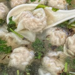 石门侯·石门馄饨侯(革新北街店) User Photo