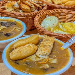 高掌门逍遥胡辣汤(京广路店) User Photo