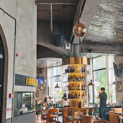 碧特博格西餐啤酒音乐餐厅(古城店) User Photo