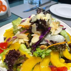 YI YANG GA FEI XI CAN TING User Photo