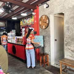 A pong mae sunee User Photo