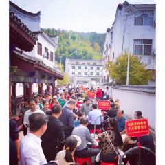 YU WEI GUAN User Photo