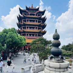 YanYangTian Xin JingChu Hotel (HuangHe Lou) User Photo