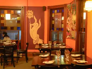 Kamrai Thai and Sushi house