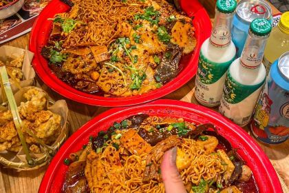 清真马玉林串串香(一马路店)