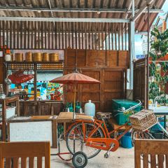Tha Chang Cafe 여행 사진