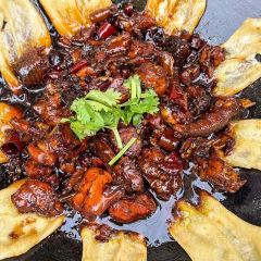 QINGNIANLU YANGROUGUAN User Photo