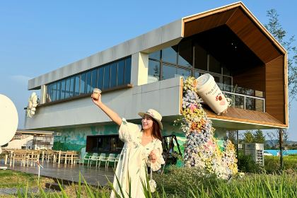 庐江汤池稼圃集民宿·念丘山花园中餐厅